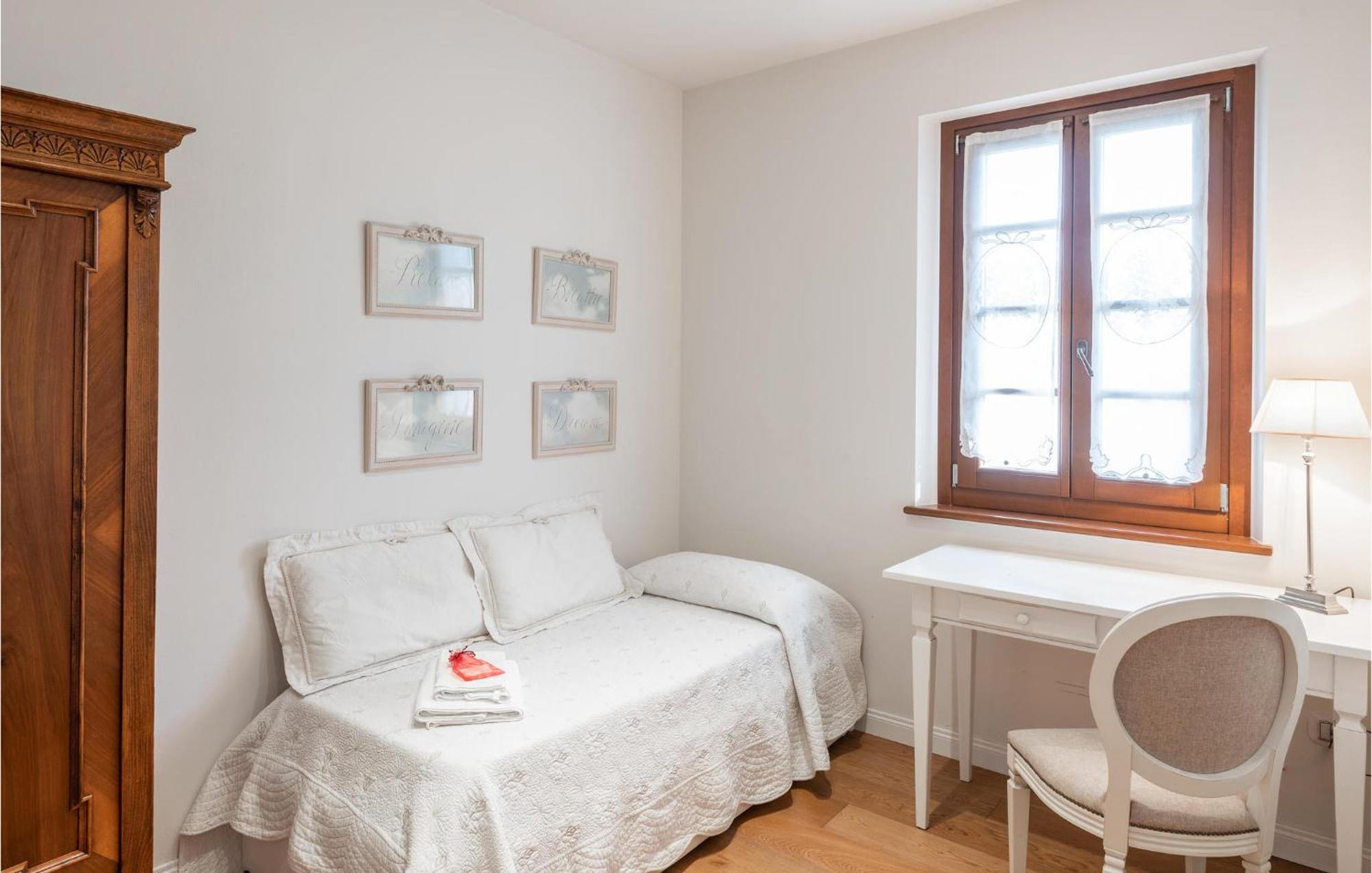 Apt, Braida Corona エクステリア 写真